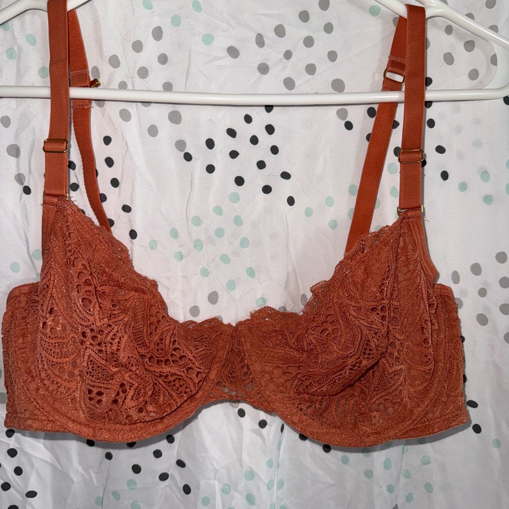 LIVELY BRA 34d